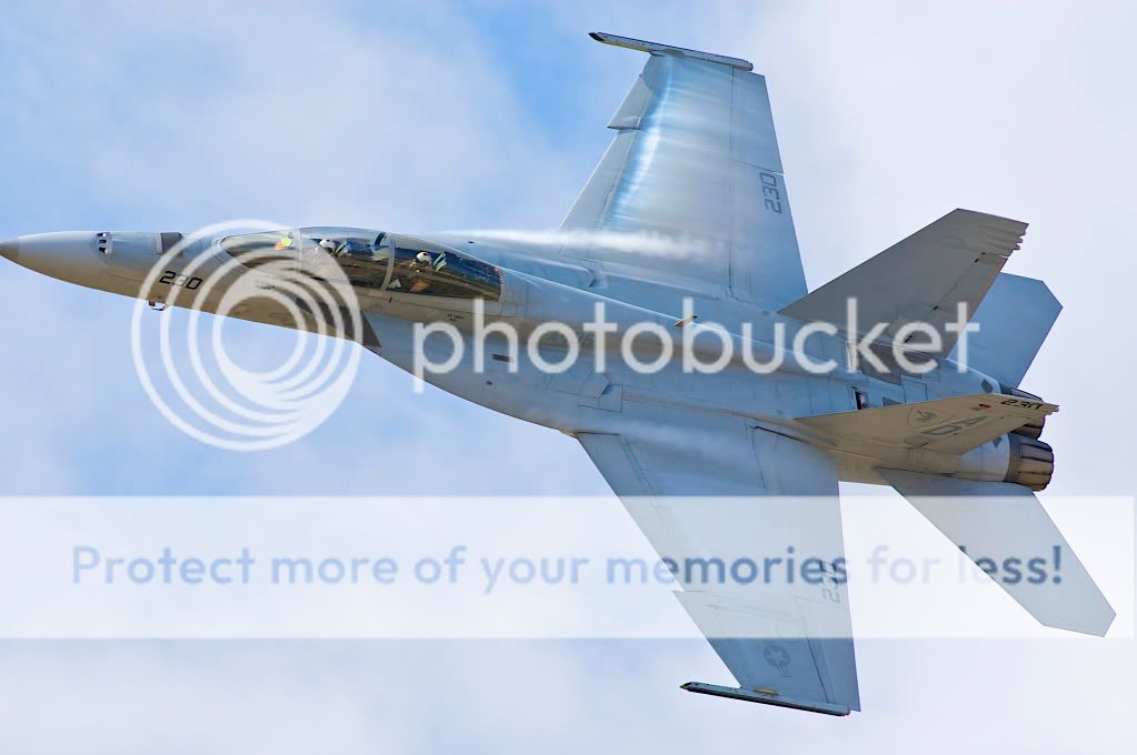 IMAGE: http://i315.photobucket.com/albums/ll442/jtcm594/close1.jpg