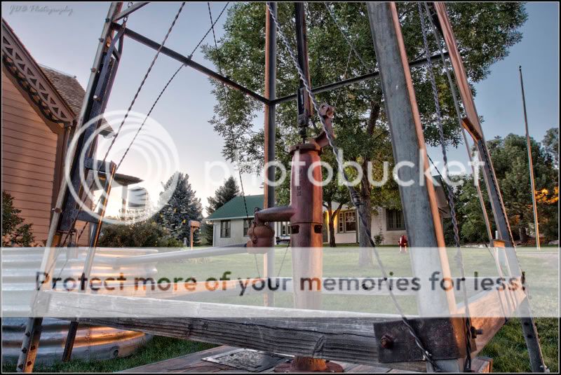 IMAGE: http://i315.photobucket.com/albums/ll479/j-blake/HDRs/IMG_3952.jpg