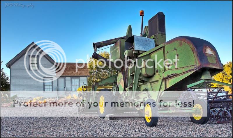 IMAGE: http://i315.photobucket.com/albums/ll479/j-blake/MU%20365%20Days%20of%20Photography/IMG_3801-Edit-2-as-Smart-Object-1.jpg